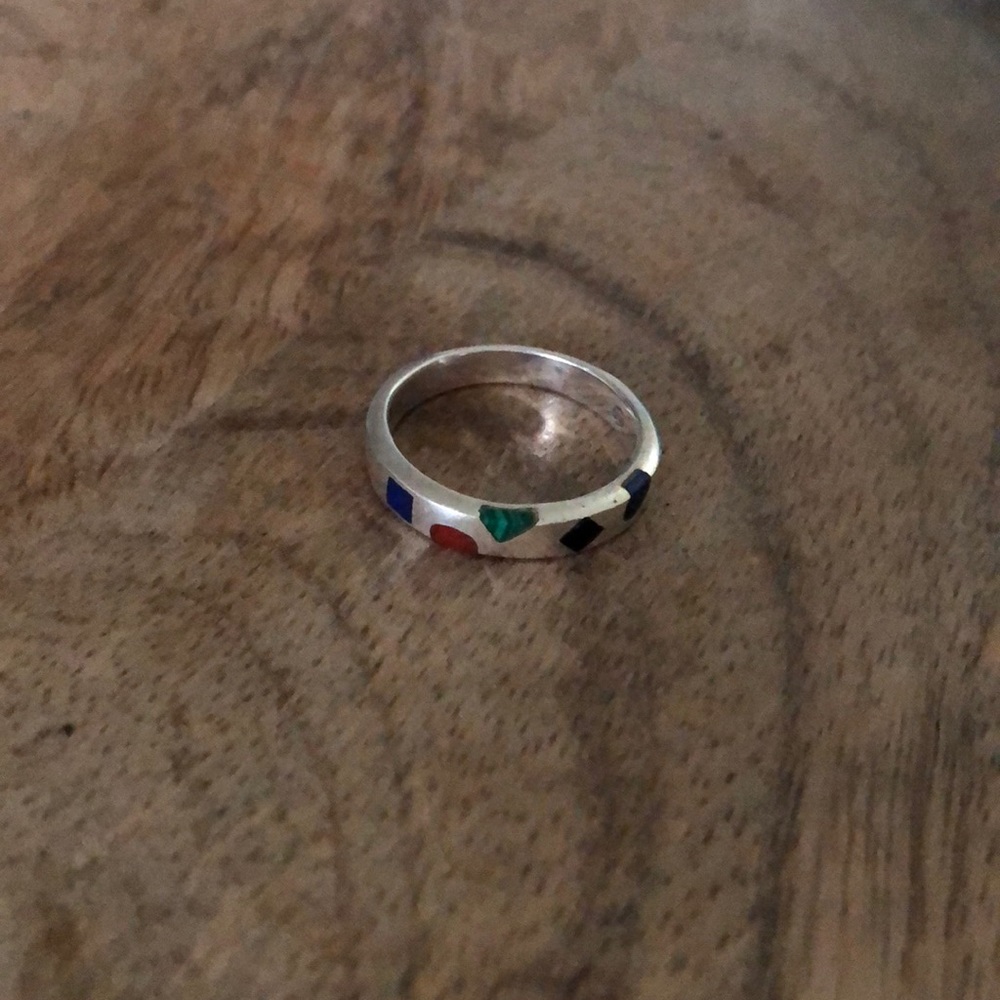 Sterling silver ring w/ five colored stones size 8 - Picture 4 of 4